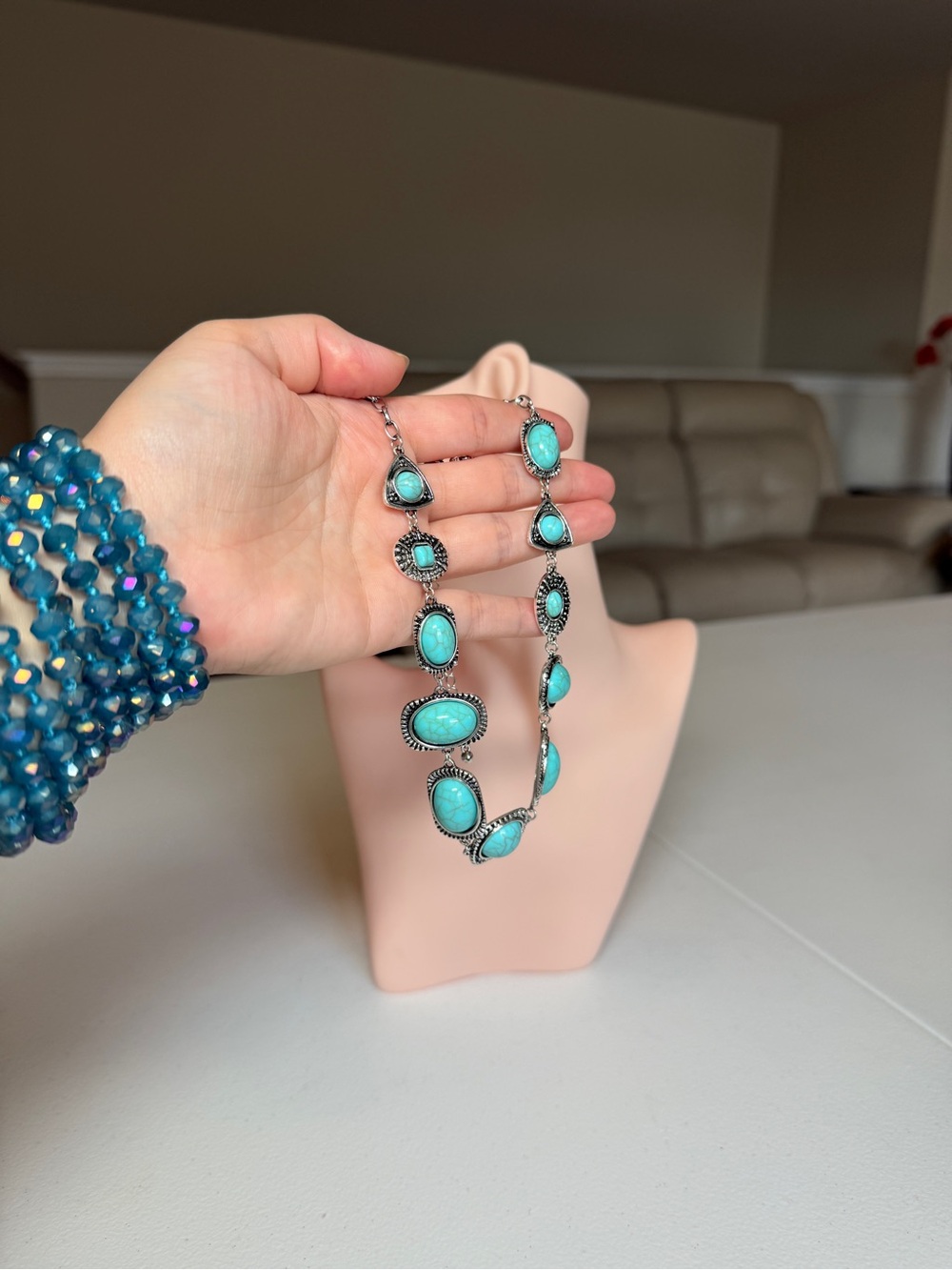 Western Turquoise Stone Silver Necklace - Picture 9 of 11